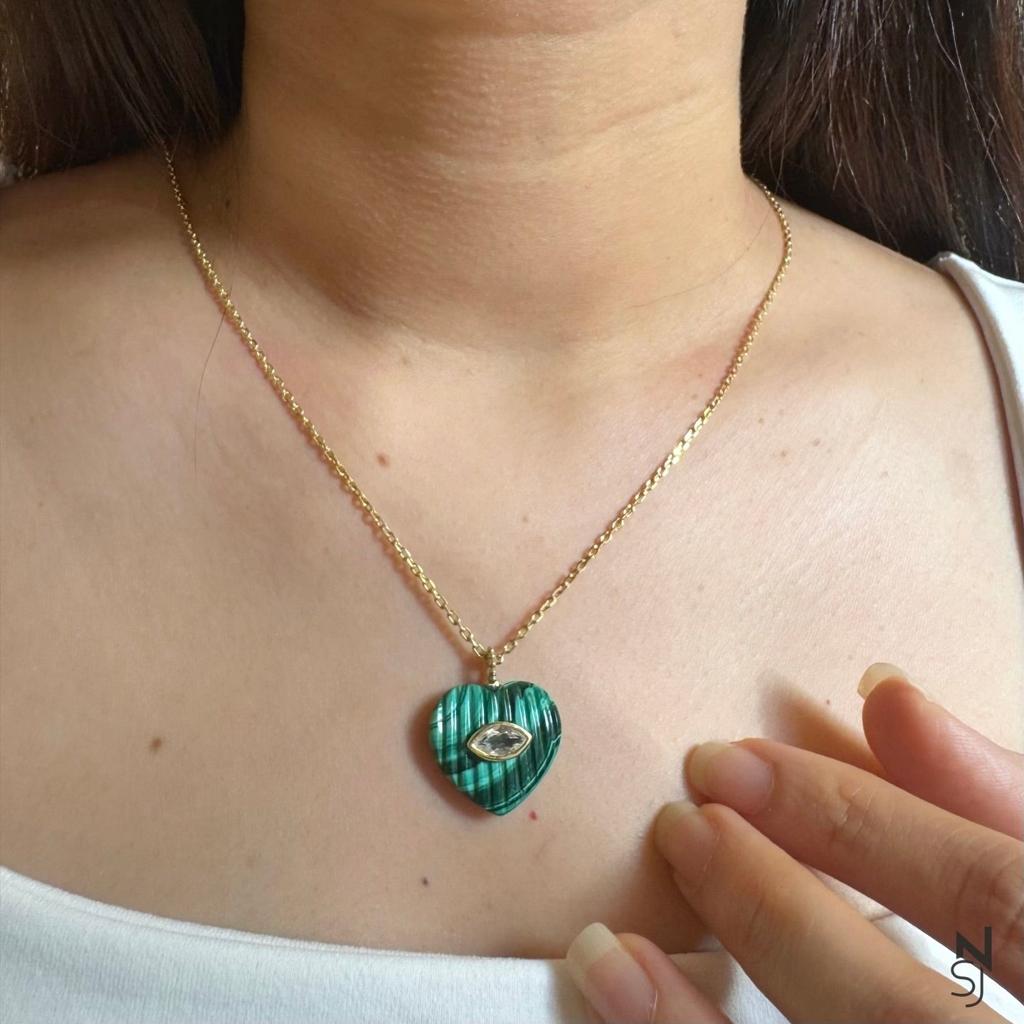 Heartroot Neckchain