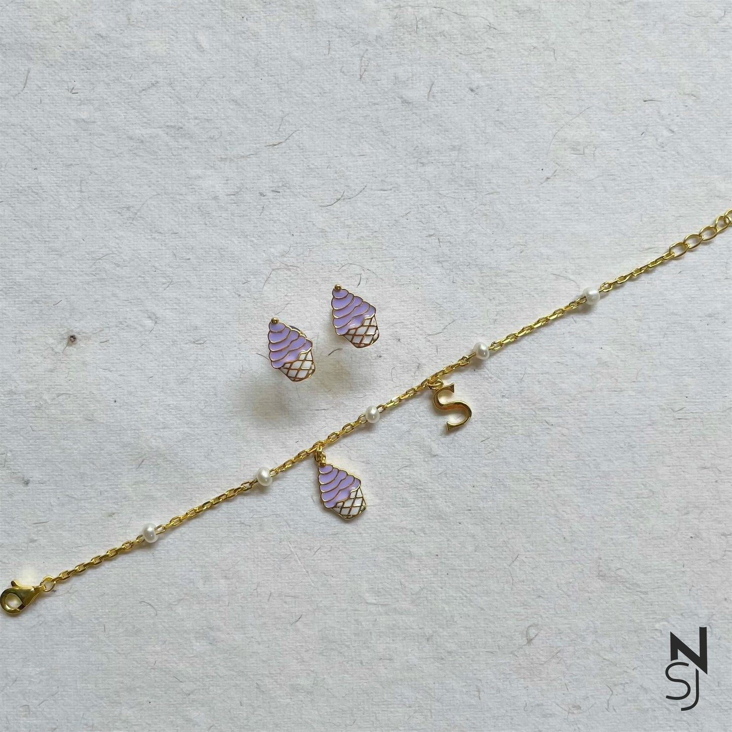 Cupcake Bracelet & Studs Set