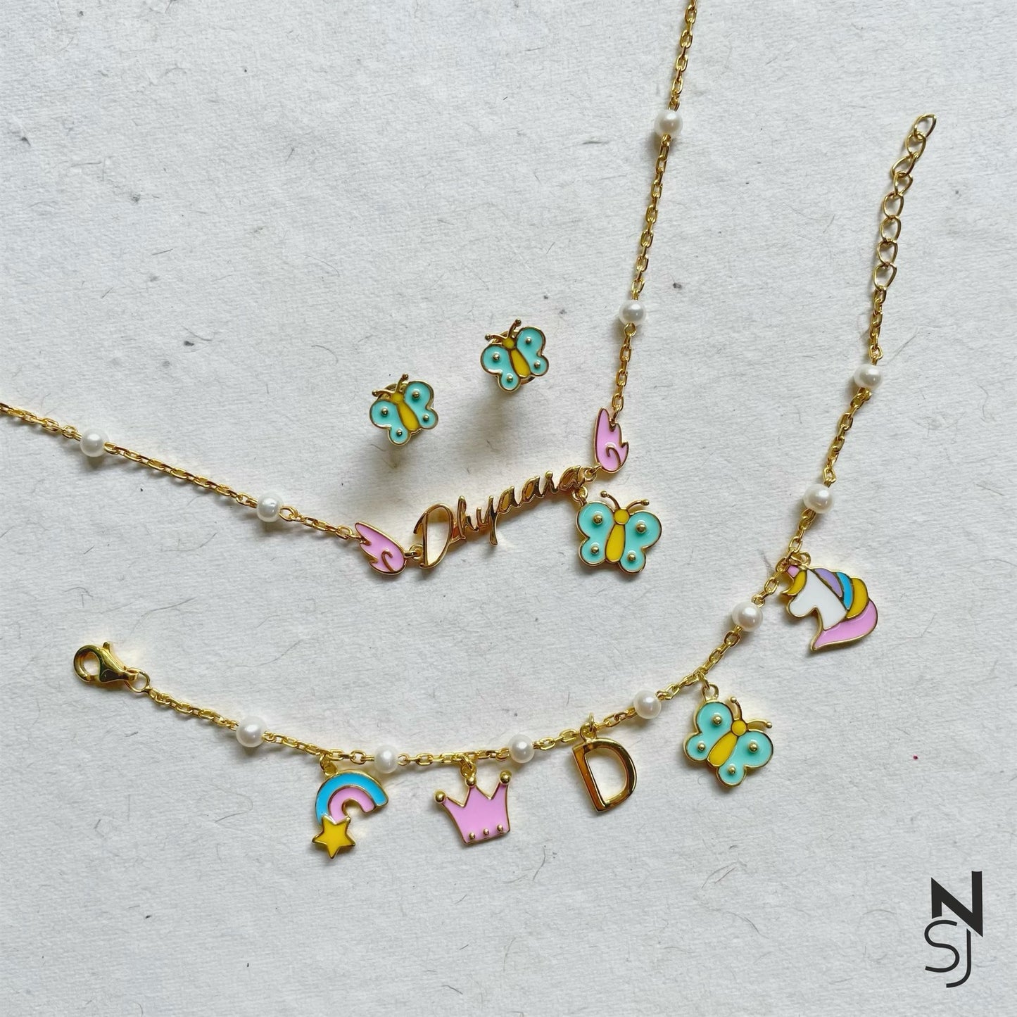 Name Neckchain, Charm Bracelet & Studs Set in Gold-Plated Silver