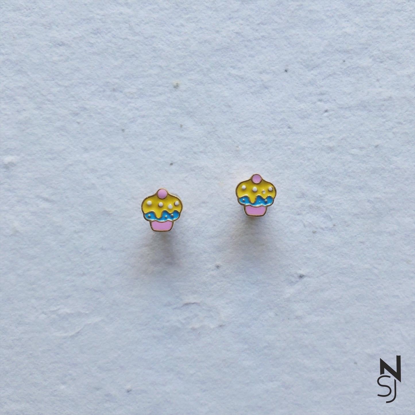 Frosty Delight Studs