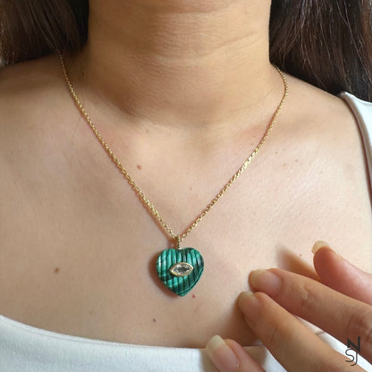 Heartroot Neckchain