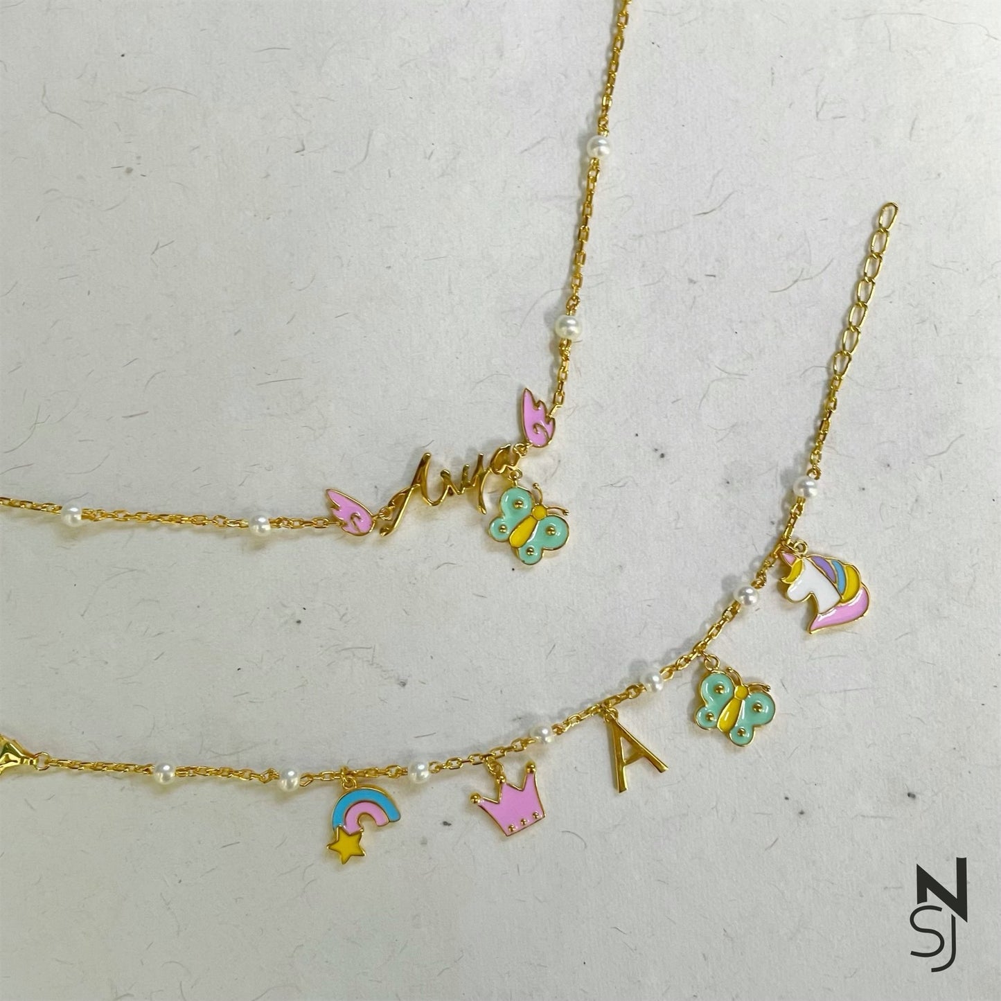 Name Neckchain & Charm Bracelet Set in Gold-Plated Silver