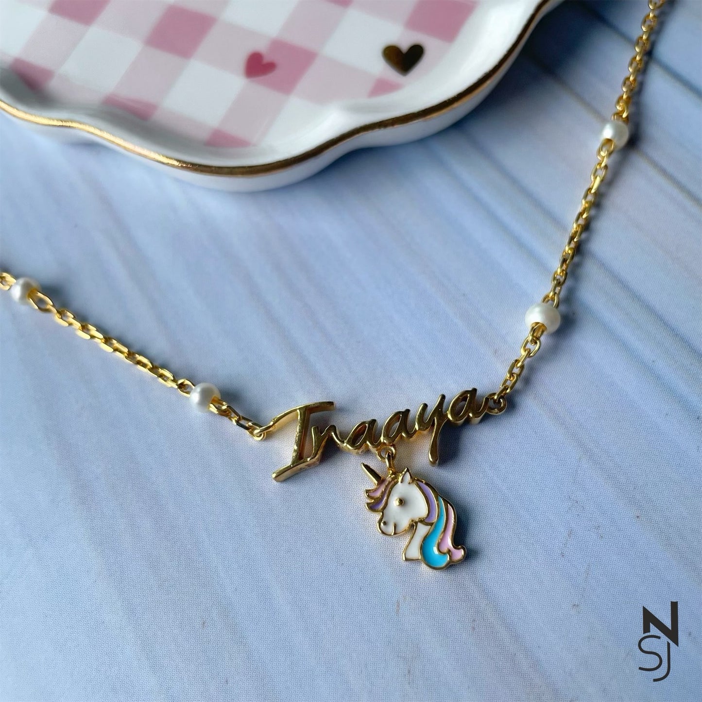 Custom Name Neckchain with a Unicorn Hanging